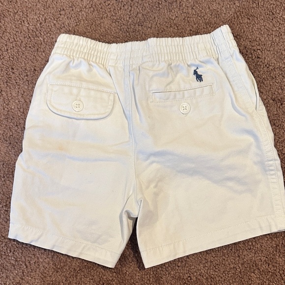 Ralph Lauren Kids White Shorts - Picture 2 of 3
